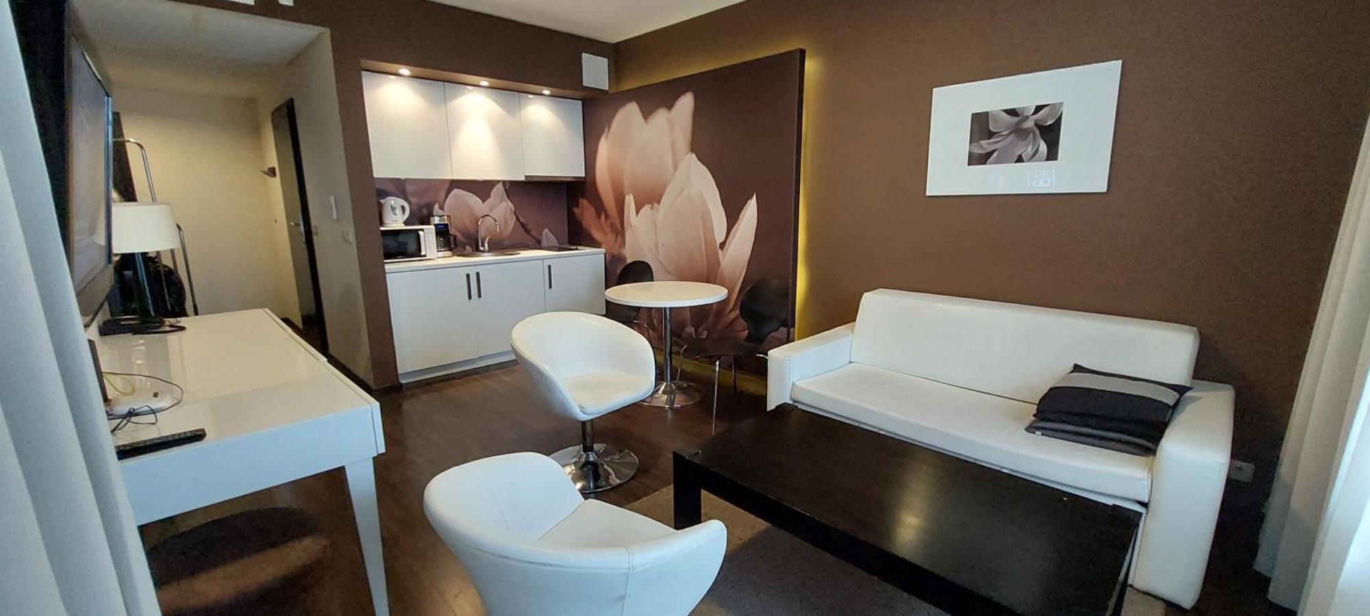 קולובז'ג Apartament 2 Pokojowy Prywatny Z Aneksem Kuchennym W Hotelu Diva מראה חיצוני תמונה